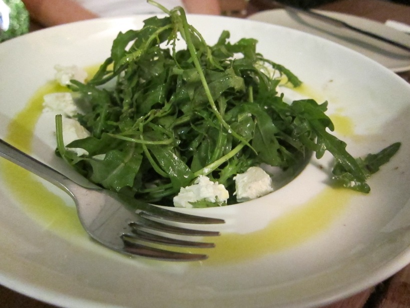 Goat's cheese and rucola salad